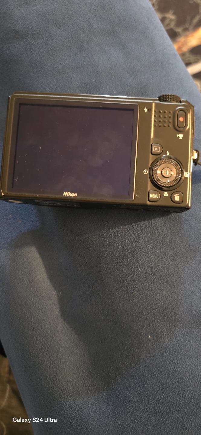 Nikon Coolpix S9100 12.1MP Black Digital Camera - photo 2