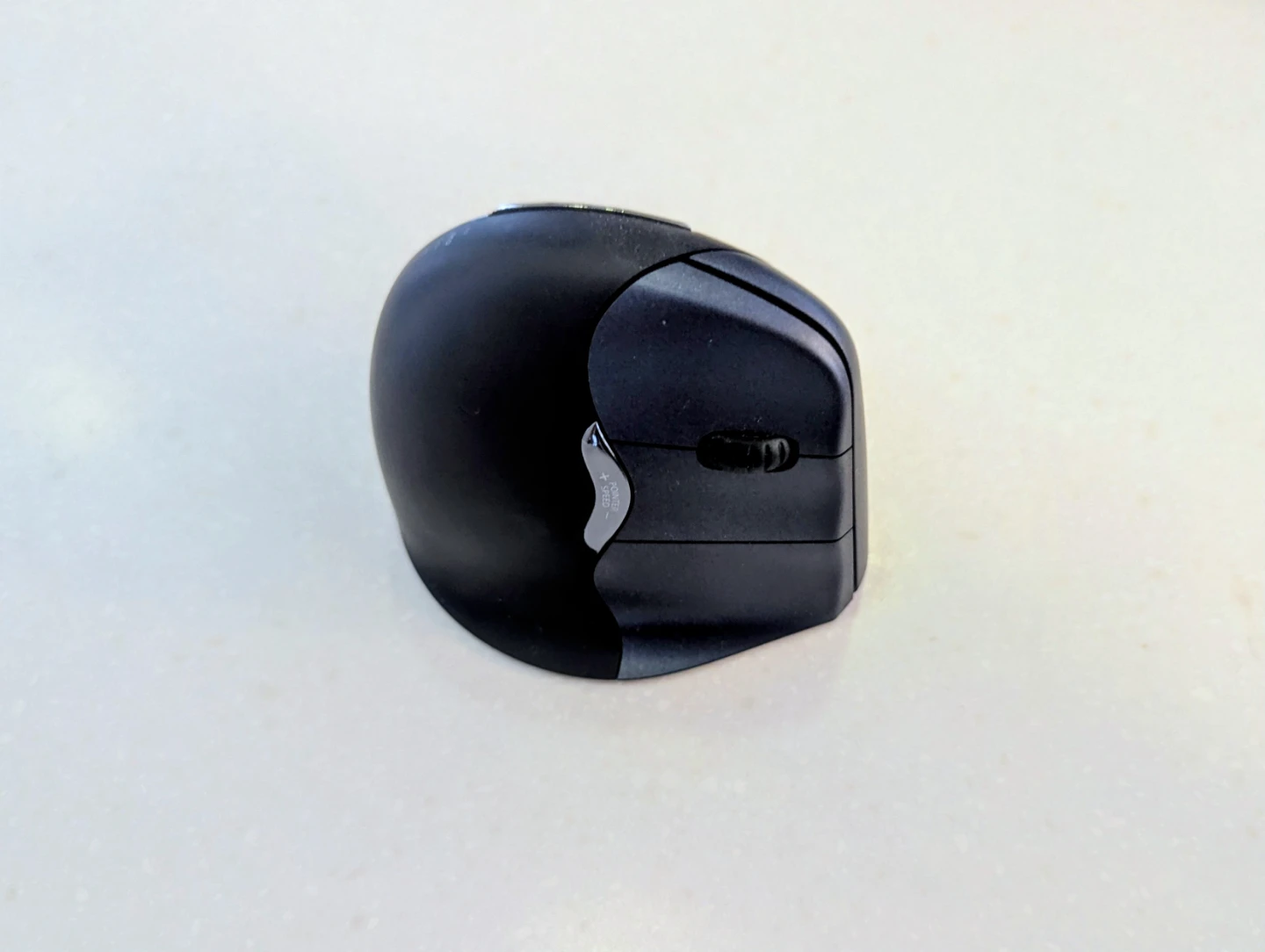 Evoluent VerticalMouse 4 Right Wireless