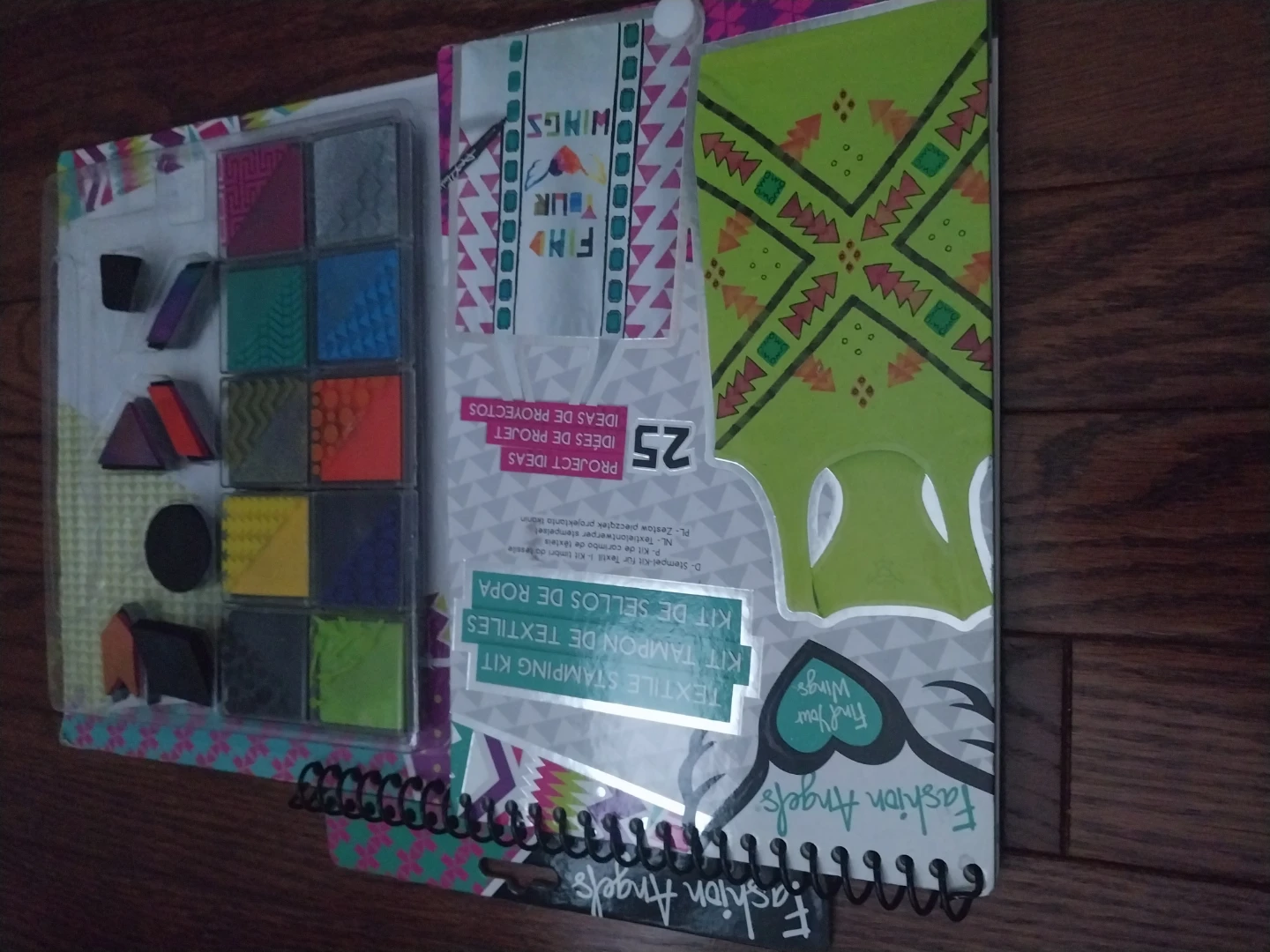 Fashion Angels Textile Stamping Kit