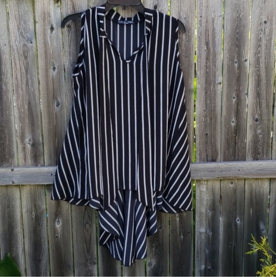 Kim And Cami Women's Top