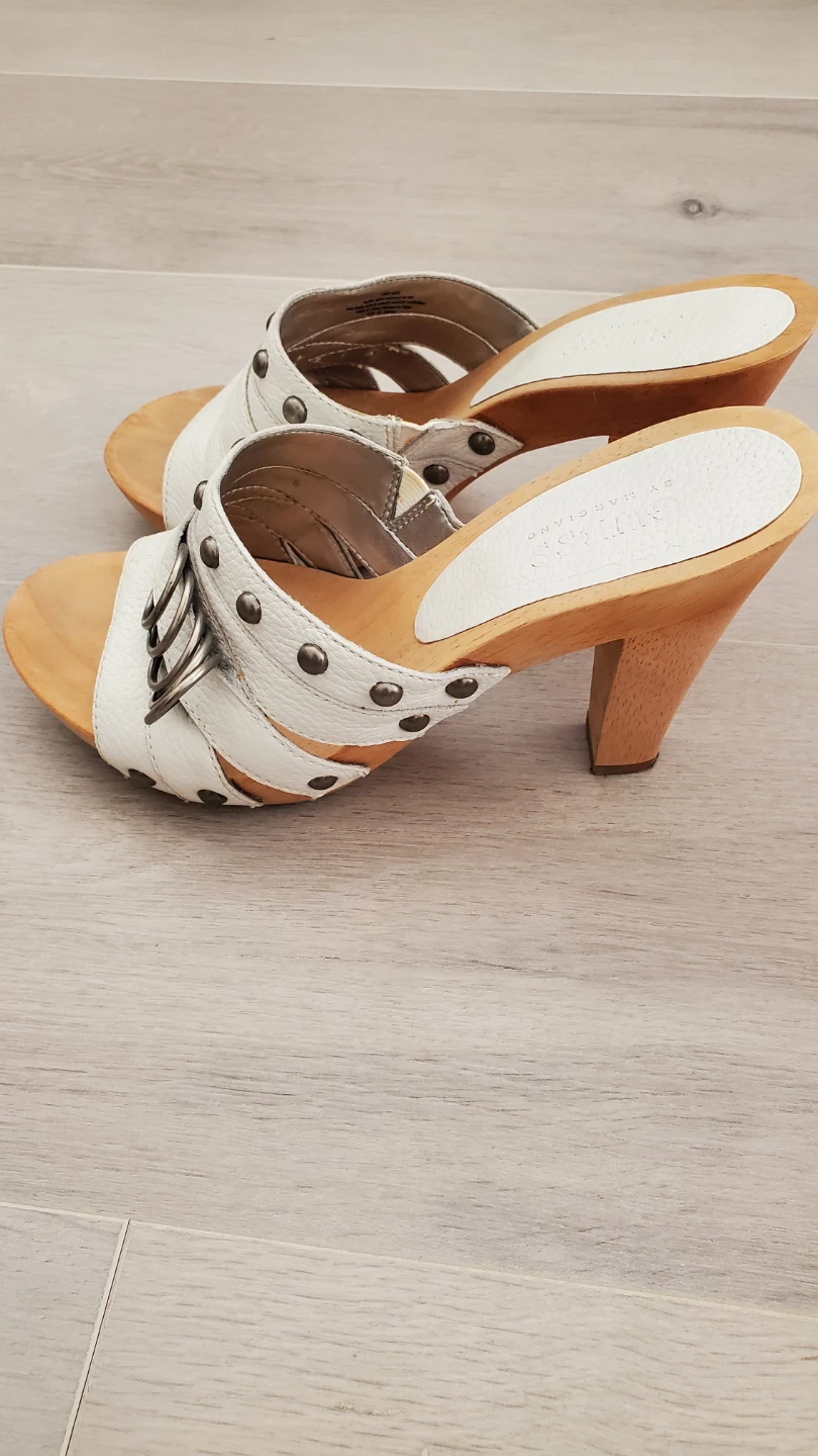 🥕 Guess by Marciano White Wooden Heel Mules - photo 2