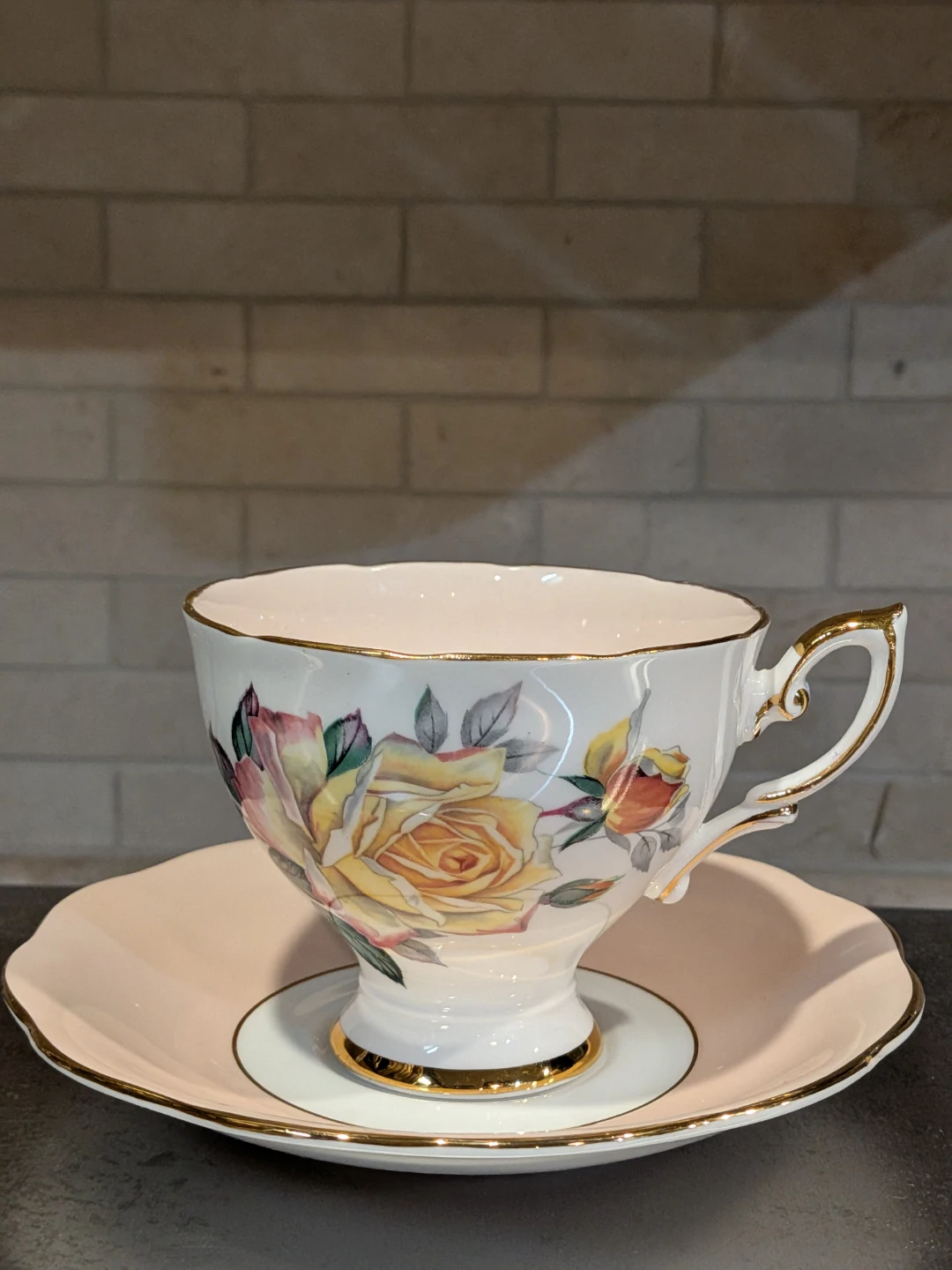 Royal Standard Fine Bone China Teacup & Saucer - photo 2