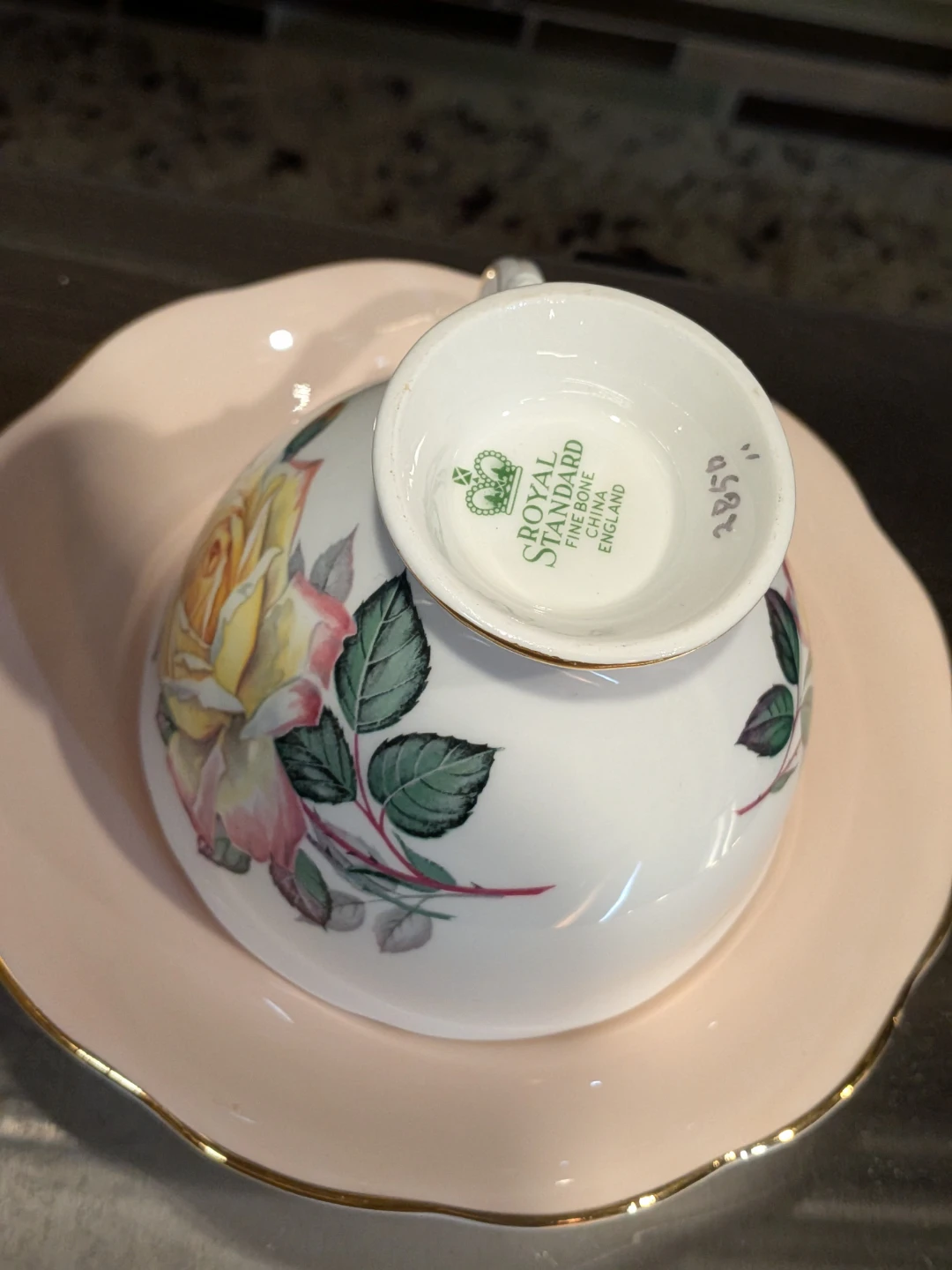 Royal Standard Fine Bone China Teacup & Saucer - photo 3