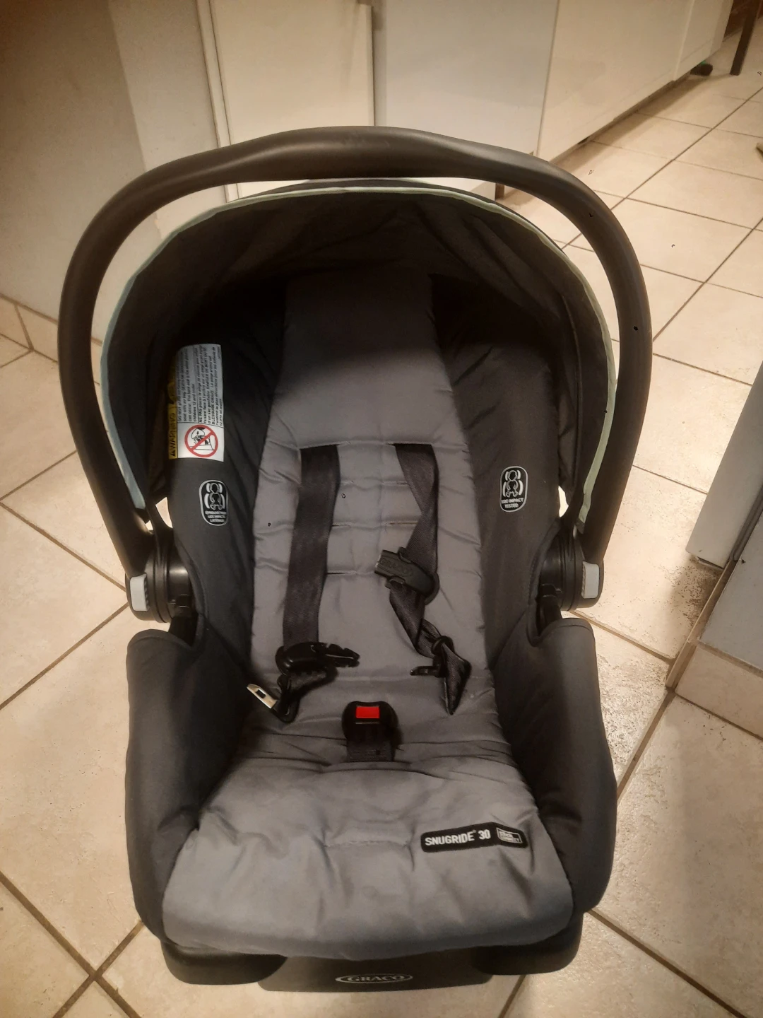 Graco SnugRide 30 Infant Car Seat