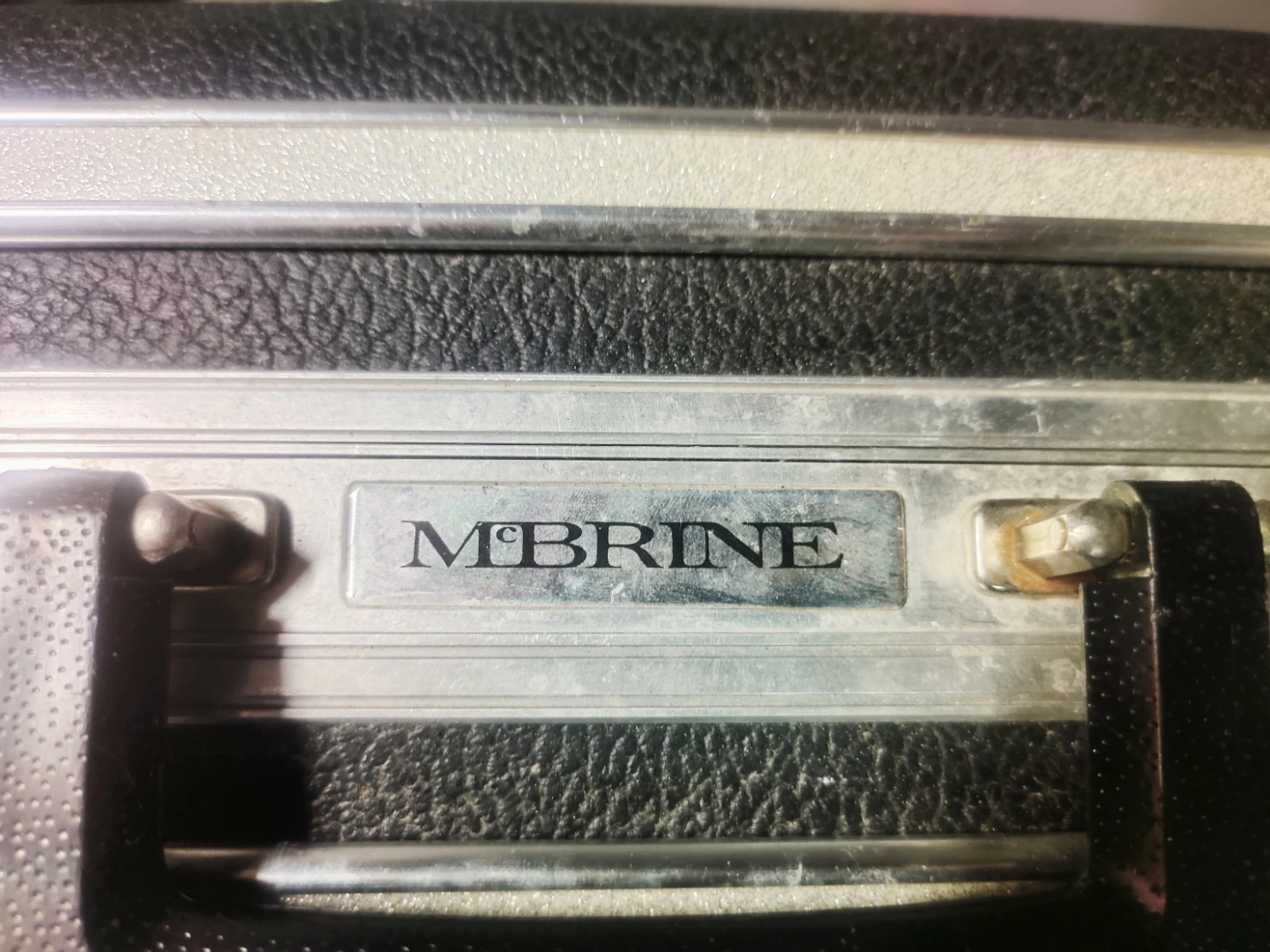 McBRINE Vintage Suitcase - photo 3