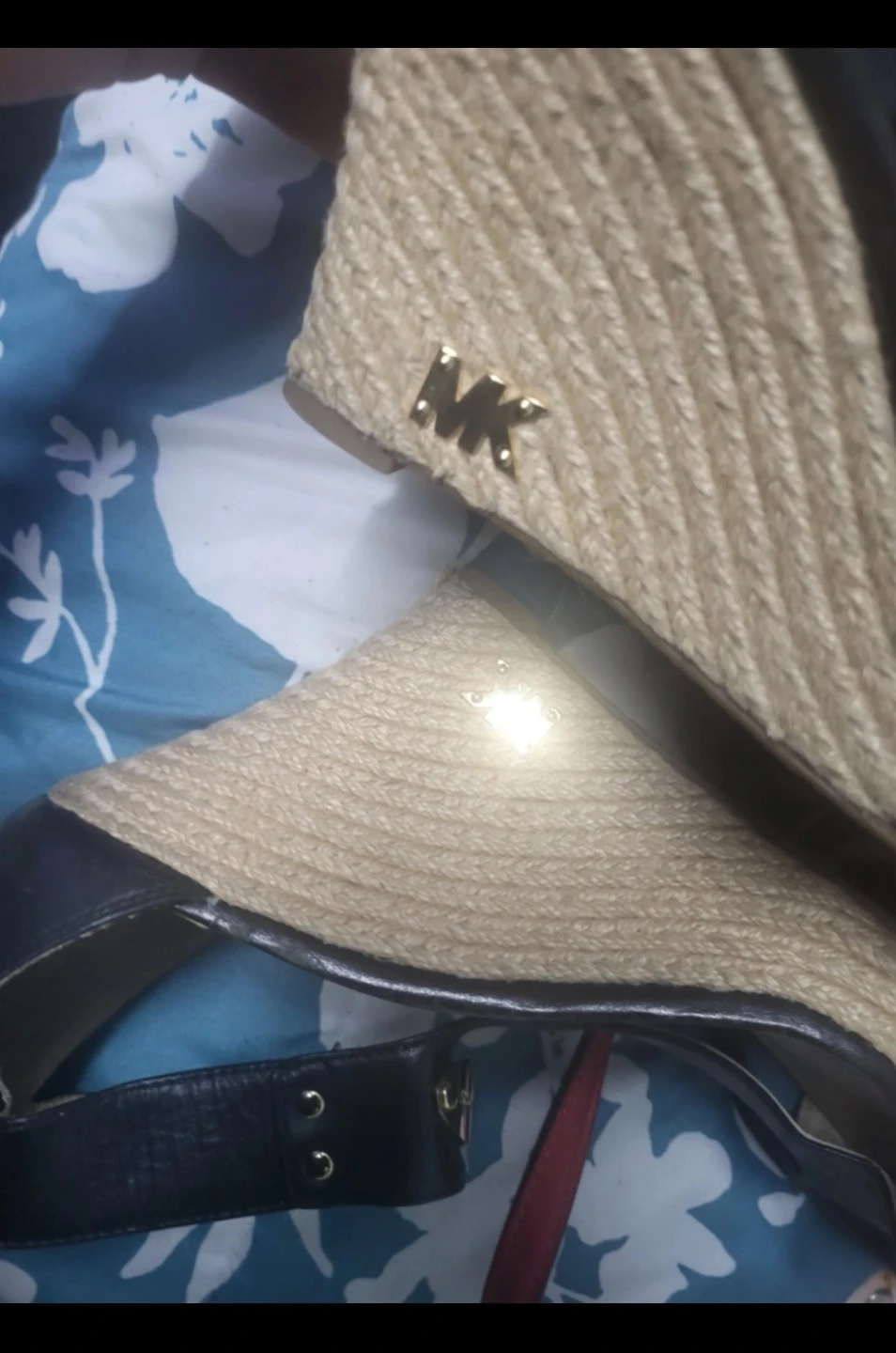 Michael Kors Wedge Sandals - photo 5