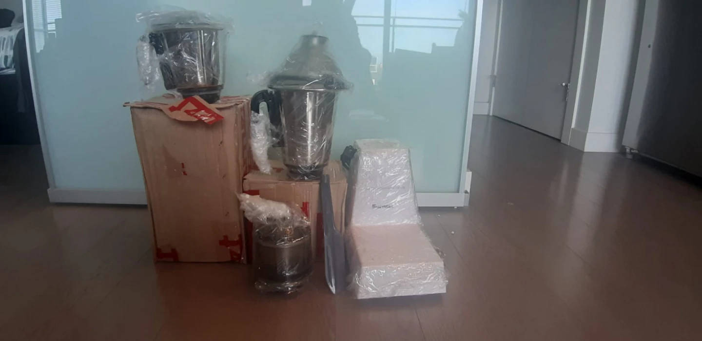Brand New  SUMEET Mixer/Grinder