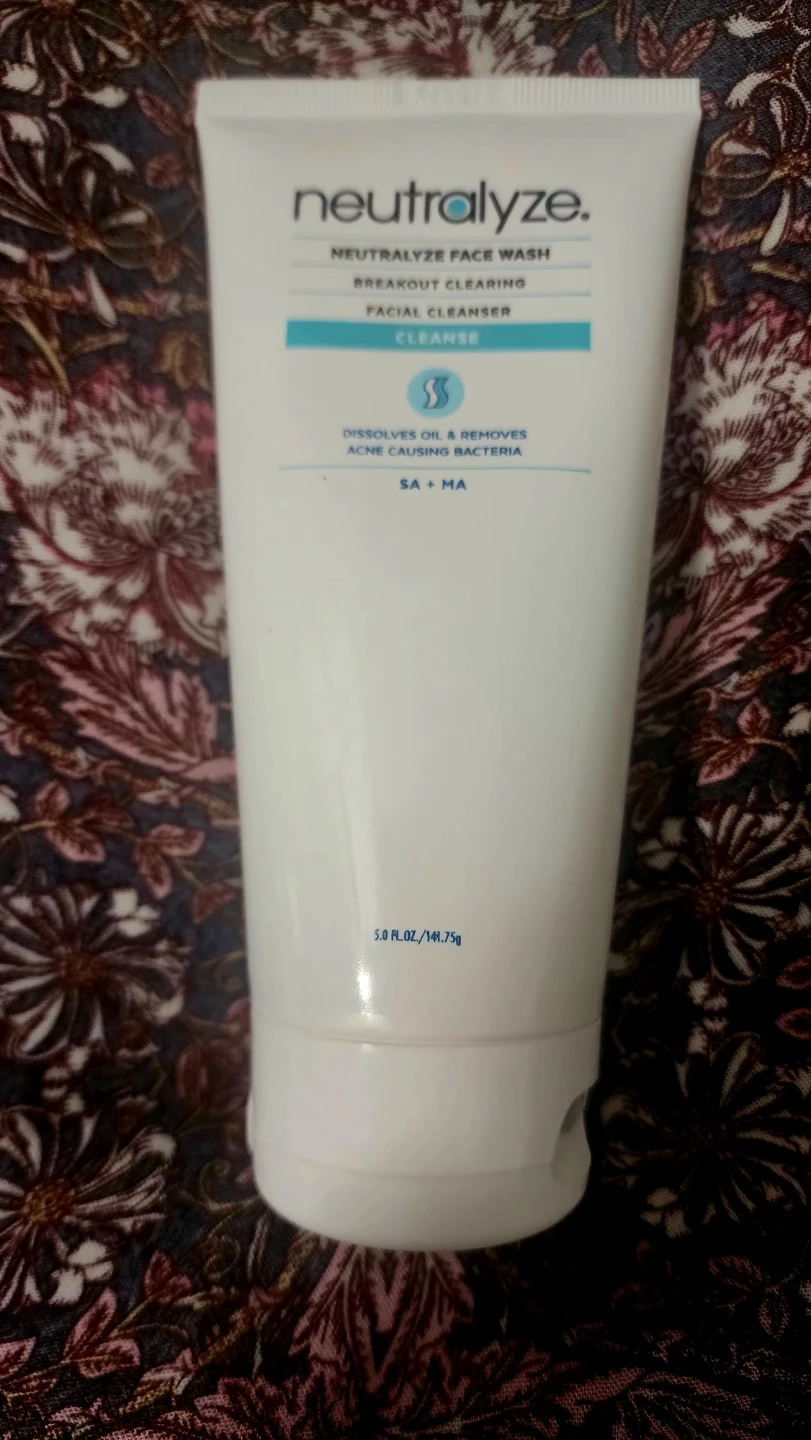 neutralyze. Breakout Clearing Facial Cleanser 5.0 oz