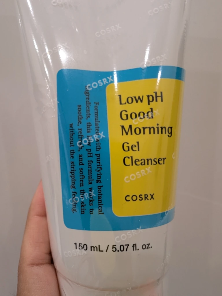 Sealed, New, 150ml - COSRX Low pH Good Morning Gel Cleanser