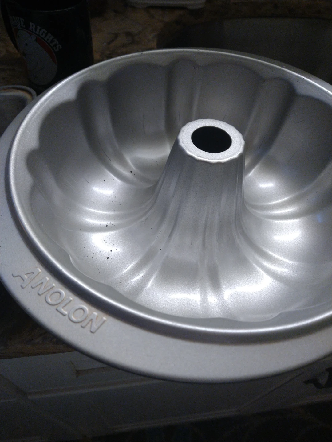 Anolon Bundt Pan