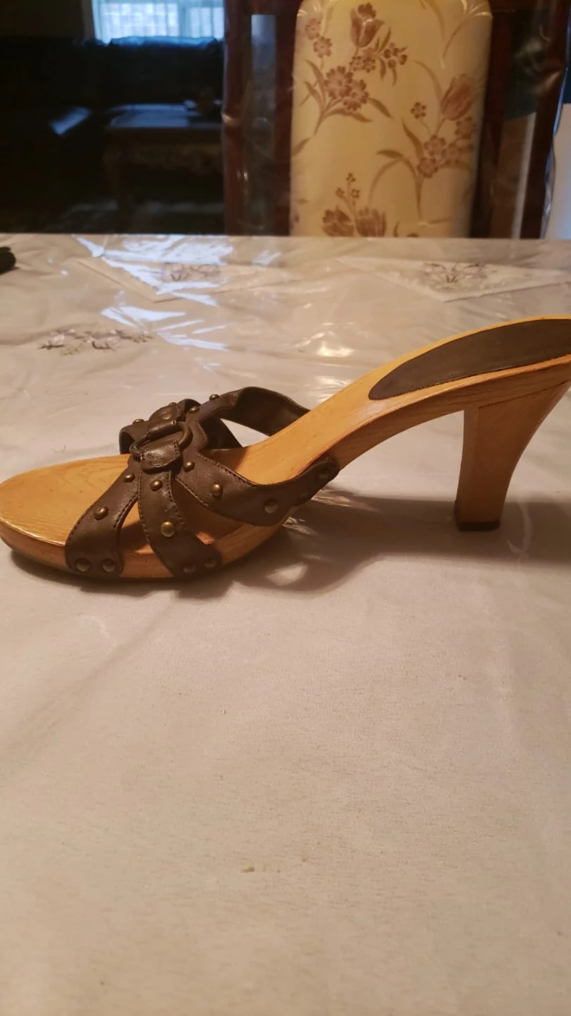 Brown Heeled Sandals - Size 10 - photo 4