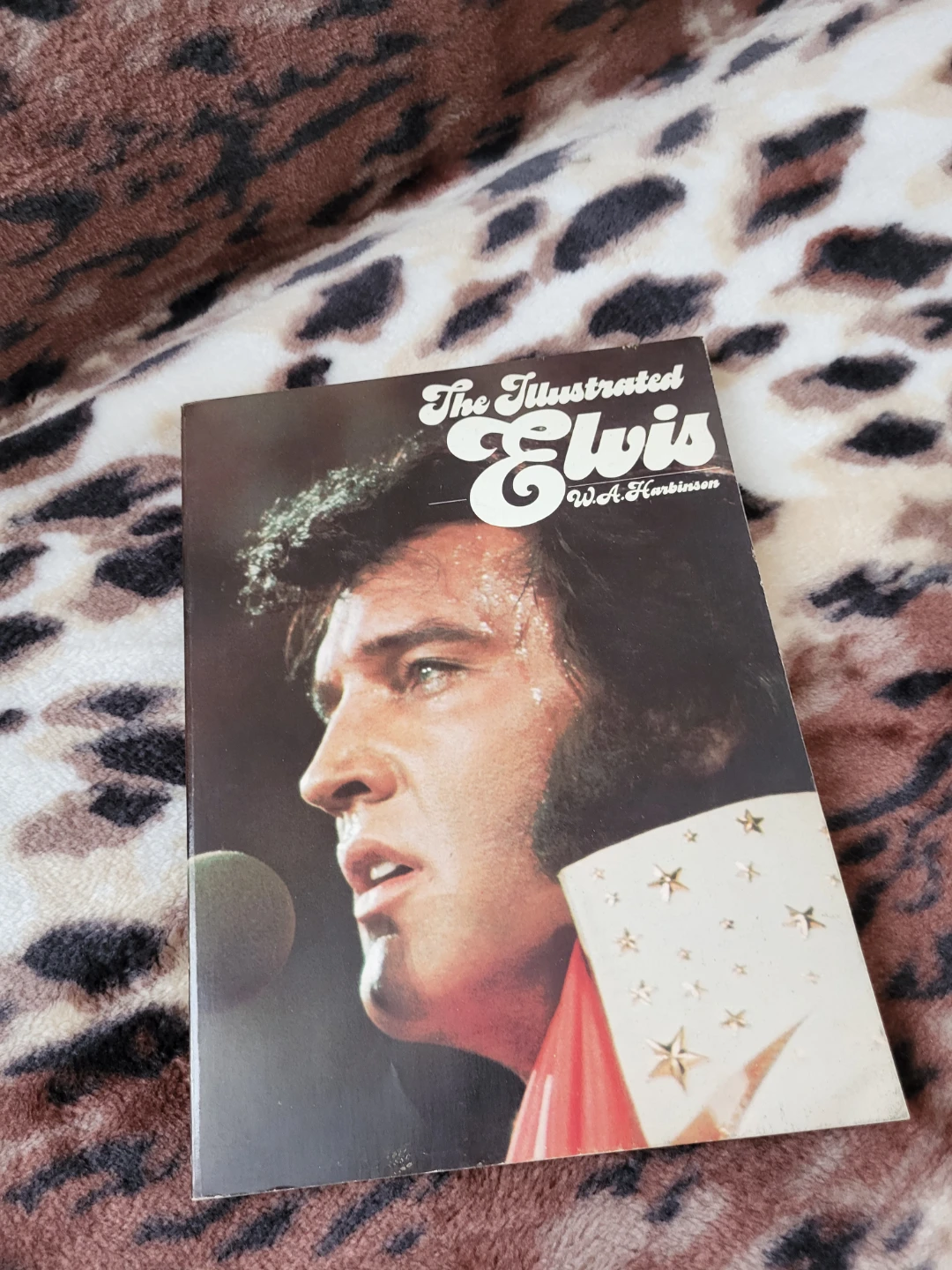 The Illustrated Elvis Book by W.A. Harbinson