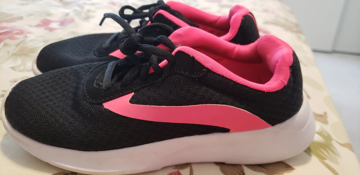 Athletic Works Black & Pink Sneakers - photo 3