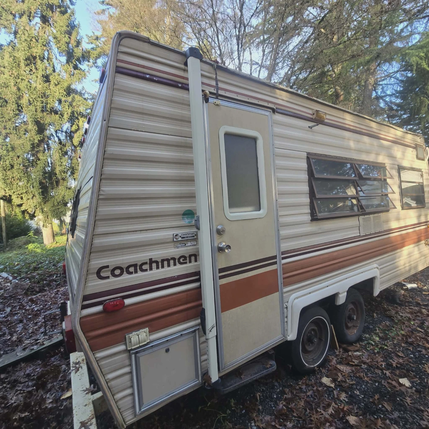 Coachmen Vintage Travel Trailer - photo 2