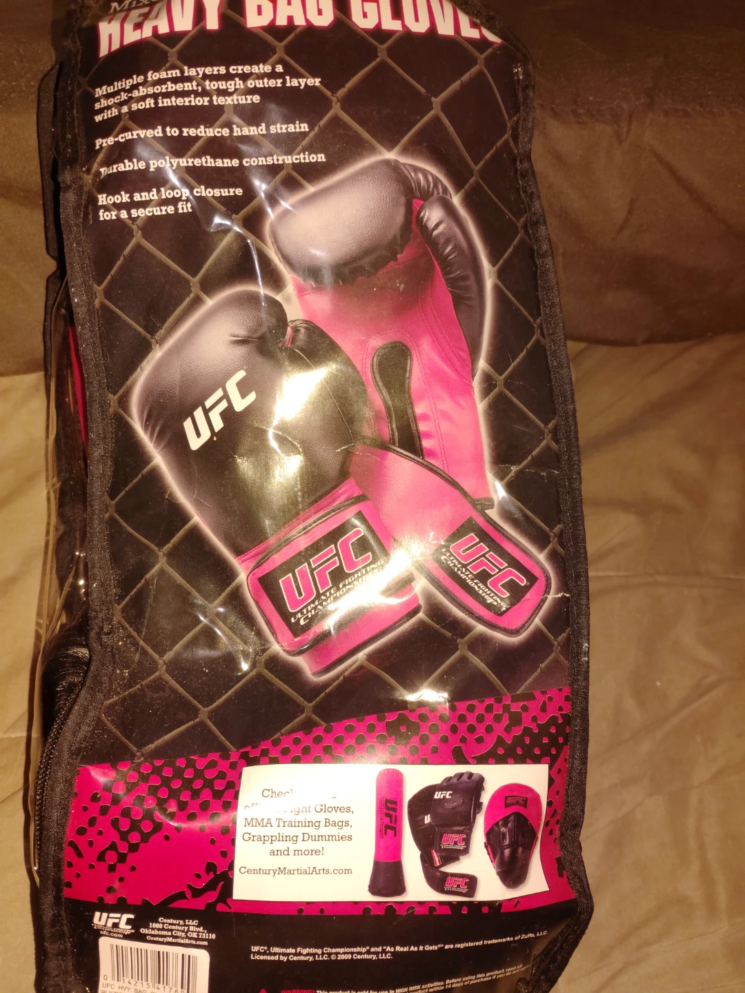 UFC Heavy Bag Gloves - New in Package