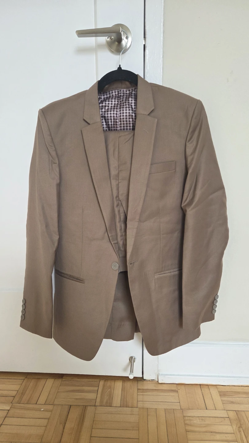 Men's Suit Set - Assorted Colours