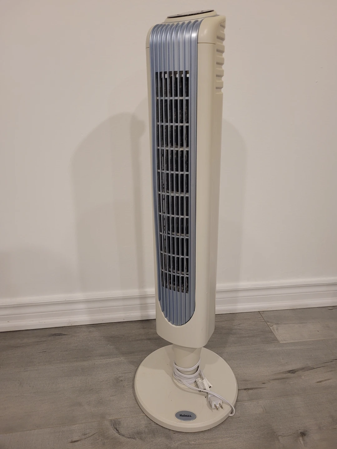 Holmes Tower Fan - White & Blue