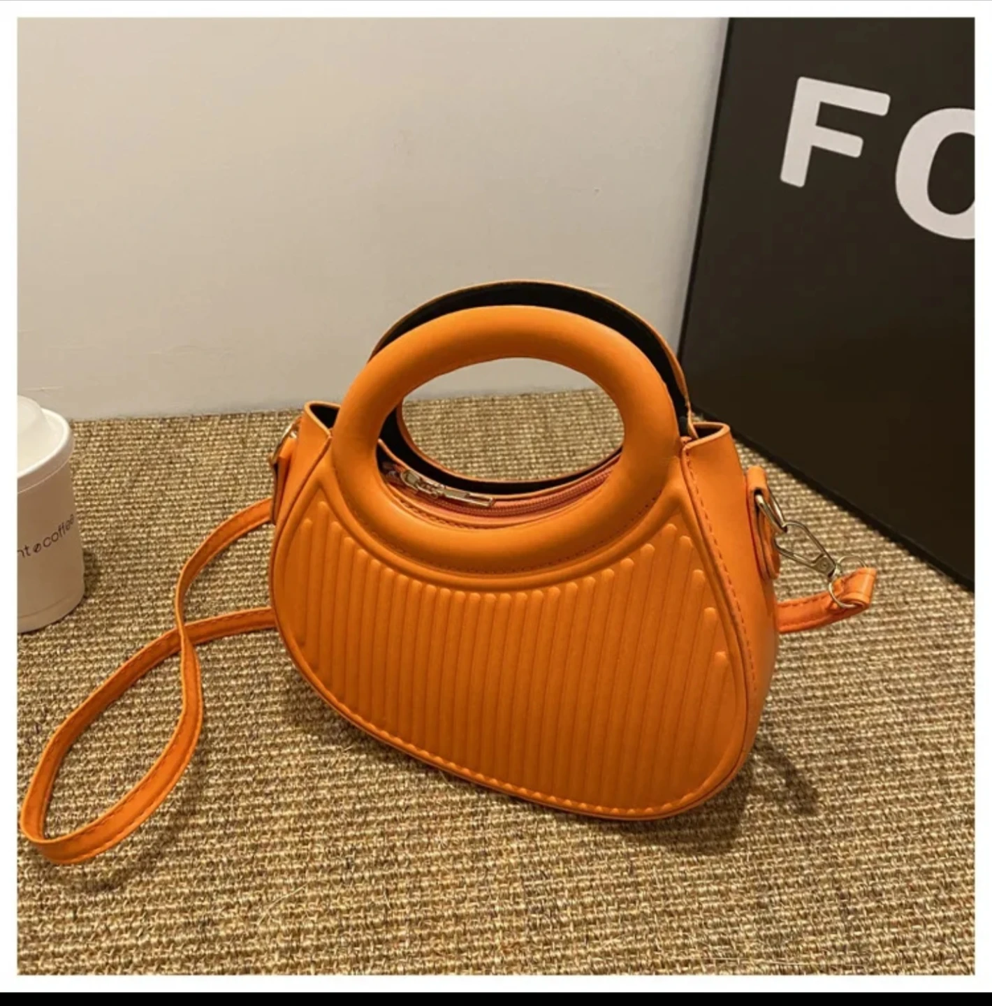 Cute Round Handle Shoulder Bag - photo 5