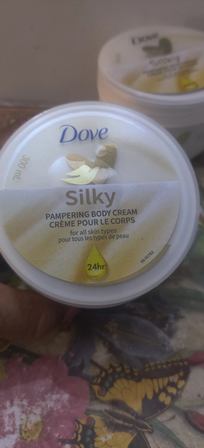 Dove Silky Pampering Body Cream 300ml x3 - photo 2