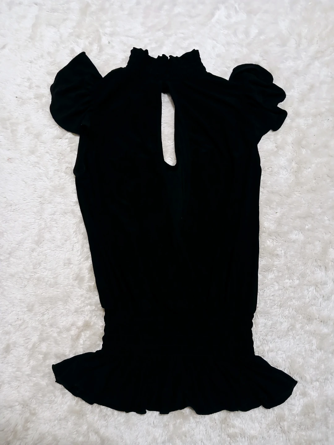 Black Sleeveless Top - photo 2