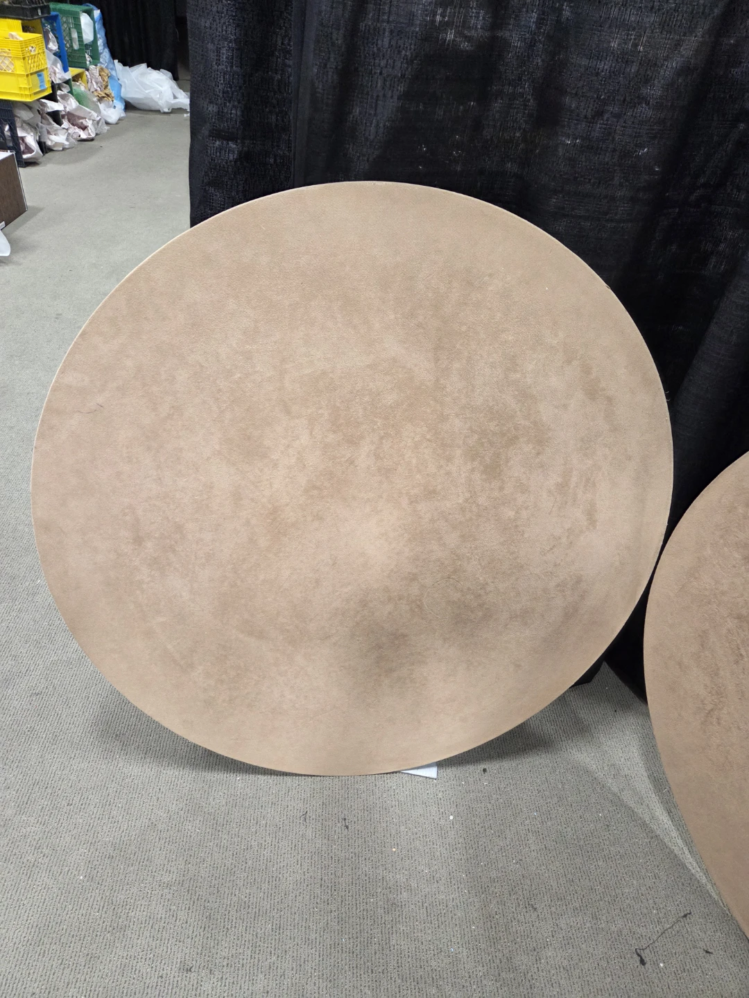 Rounds with soft velvelt like suede fabric over it. - photo 3