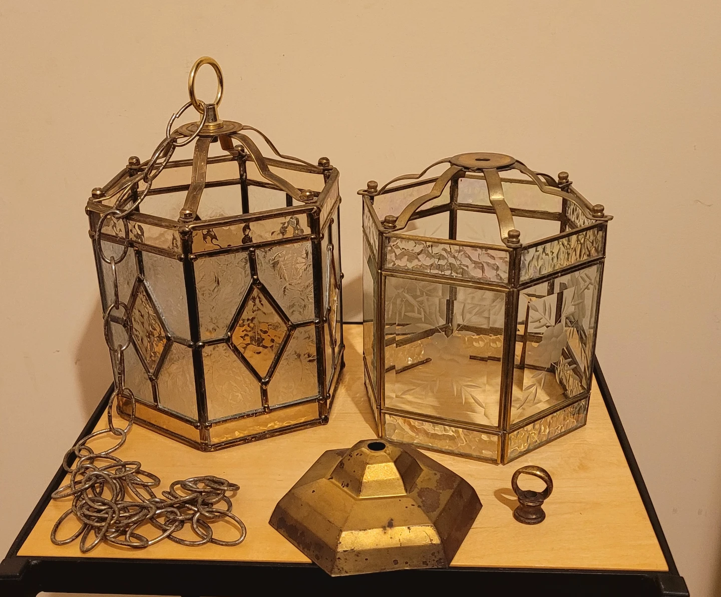 Stained Glass Light Fixtures