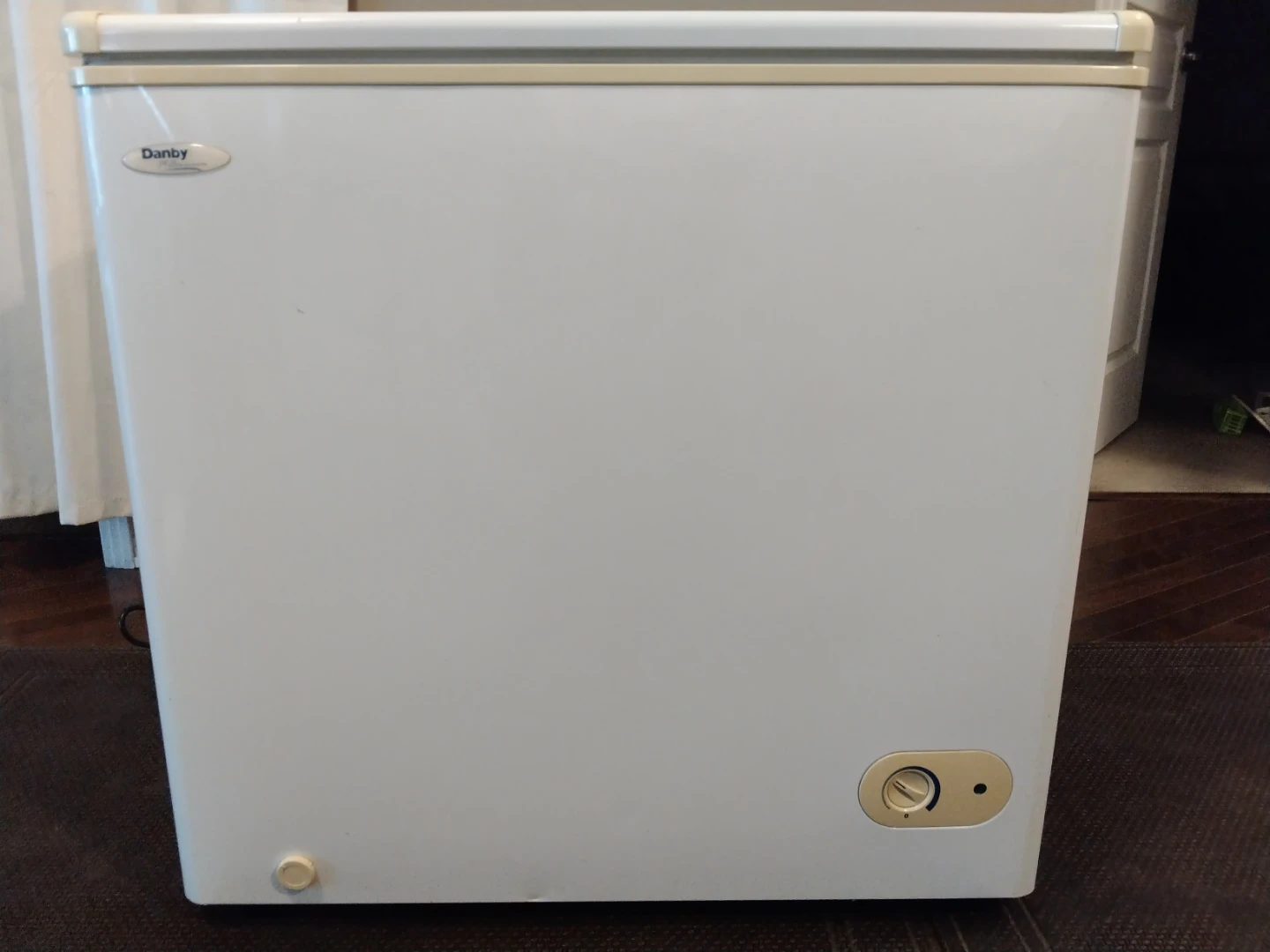 Danby Chest Freezer - White