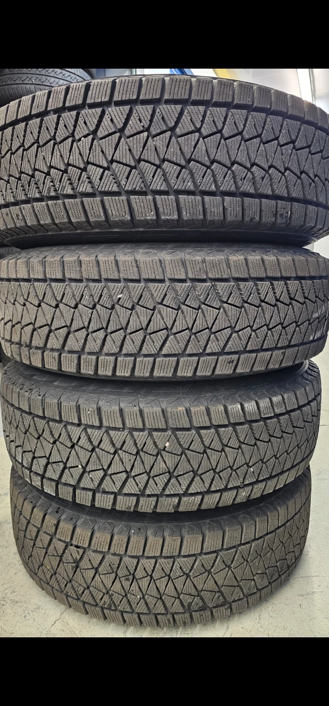 MAZDA CX-5 WINTER TIRES ON STEEL RIMS 215/70 R17