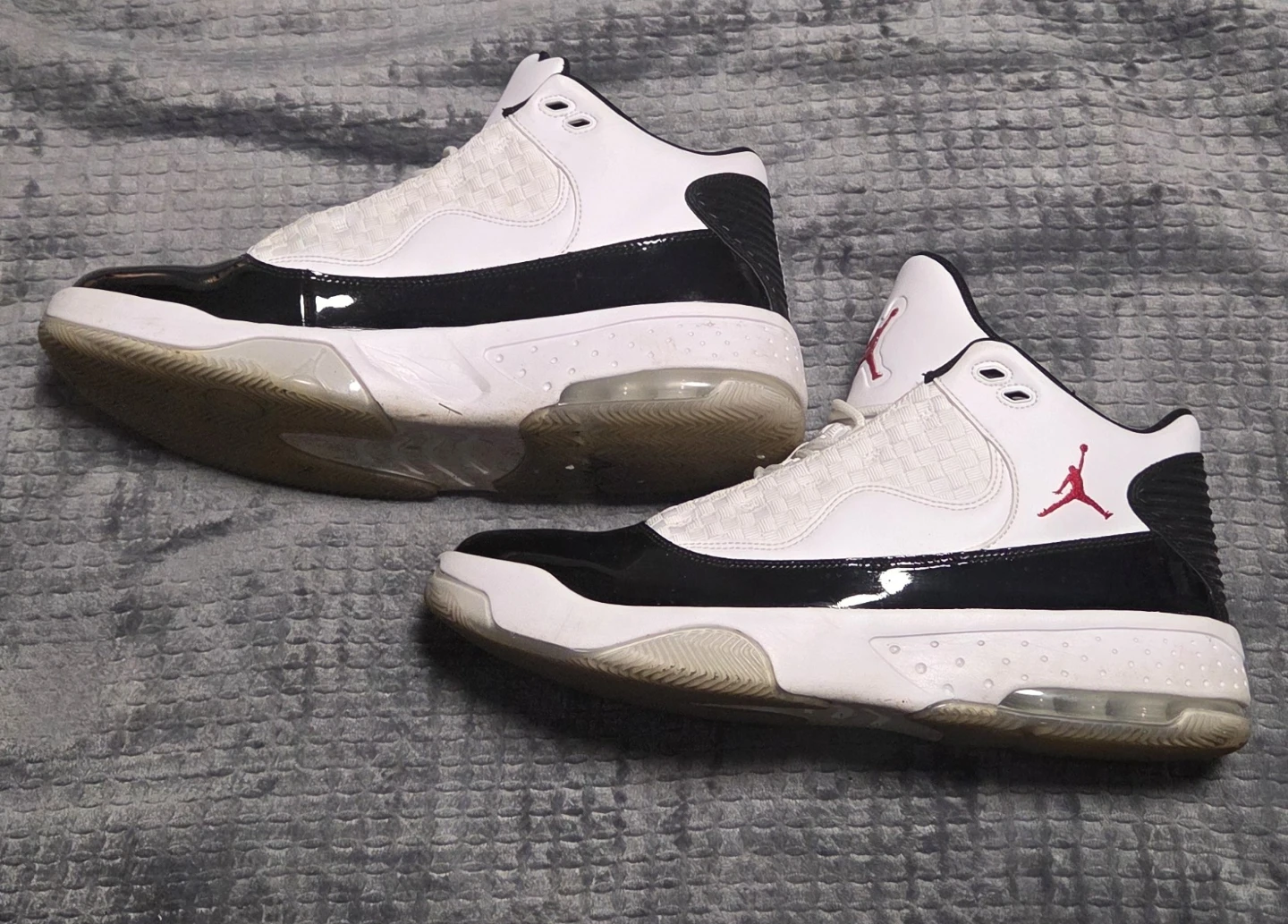 Jordan Max Aura 2 Sneakers - photo 2