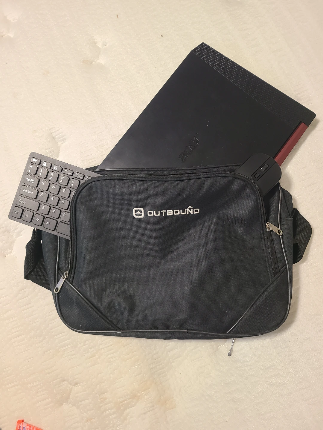 Acer Nitro 5 Gaming Laptop + Outbound Bag - photo 2