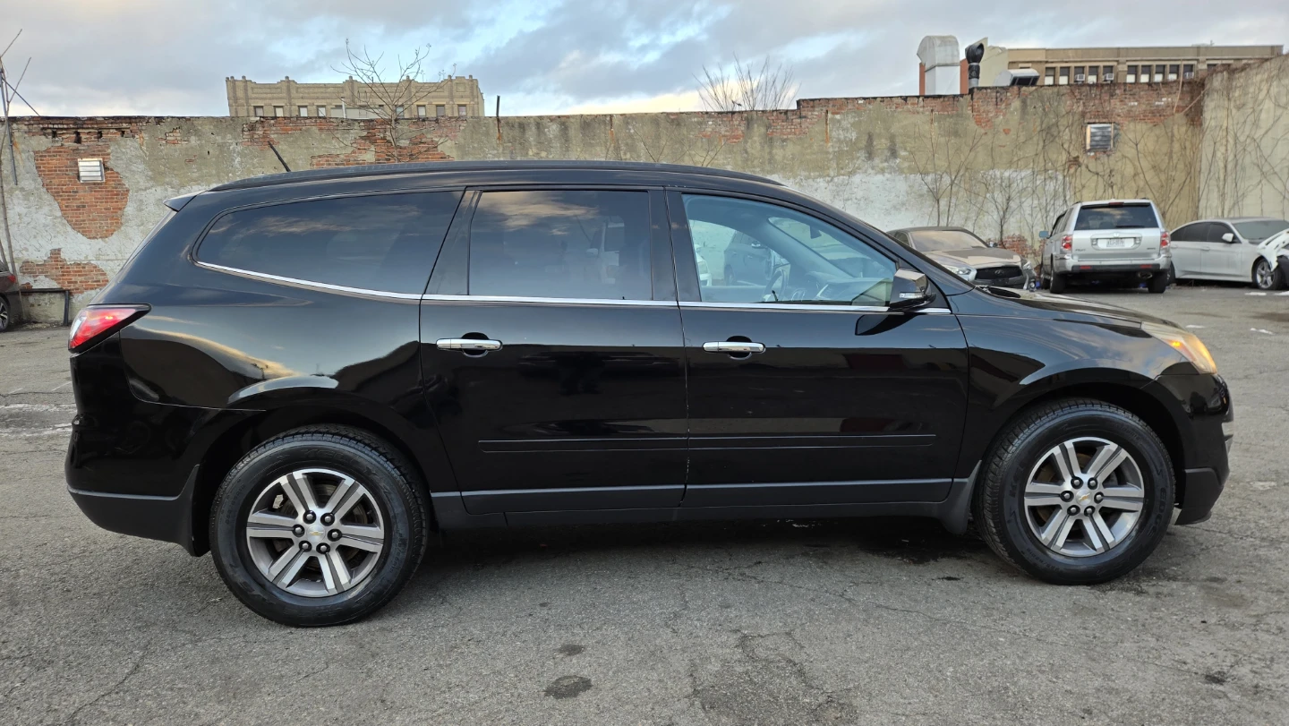 2017 Black Chevrolet Traverse SUV - photo 2