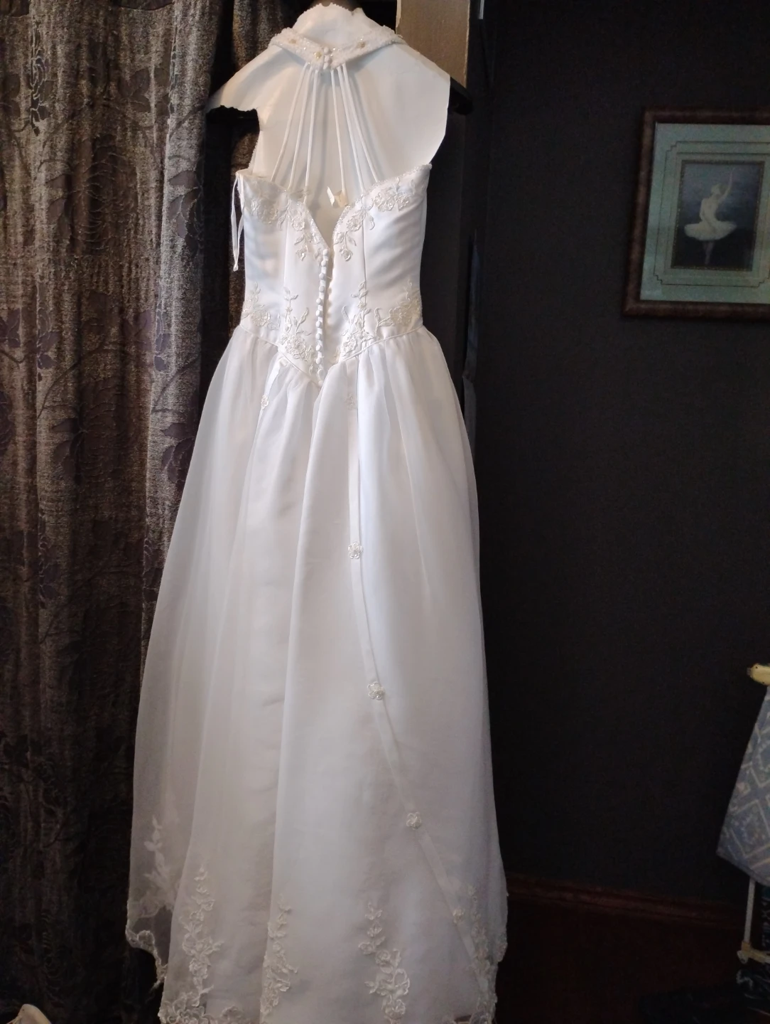 Wedding dress - photo 2