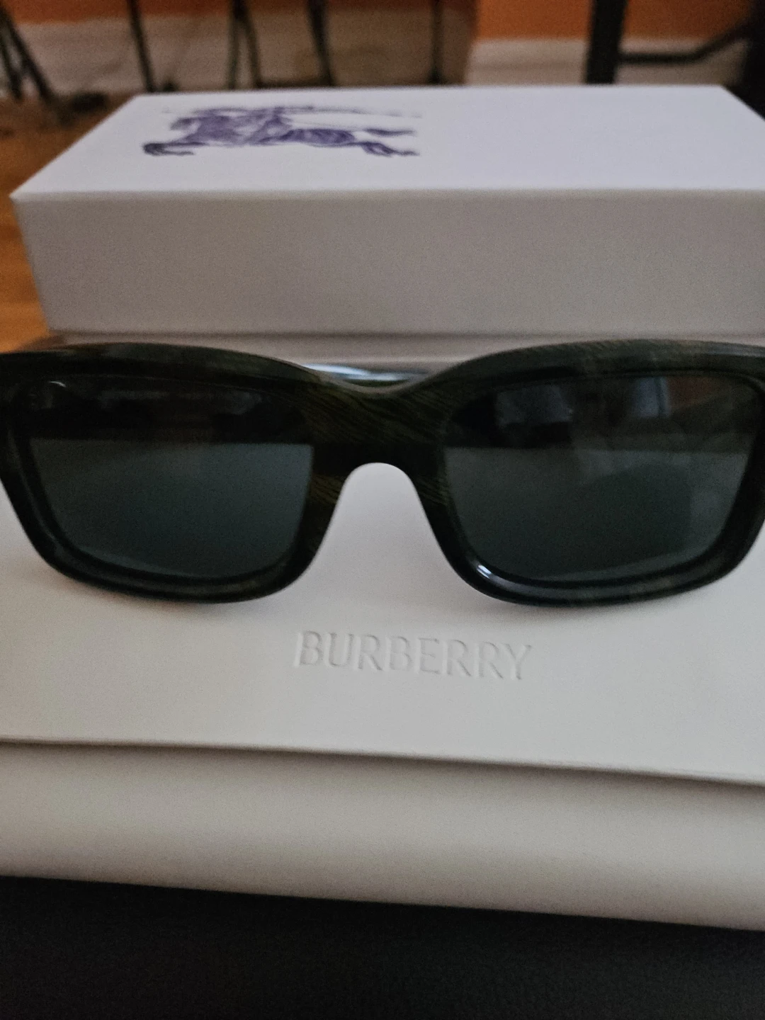 Burberry Sunglasses - photo 3