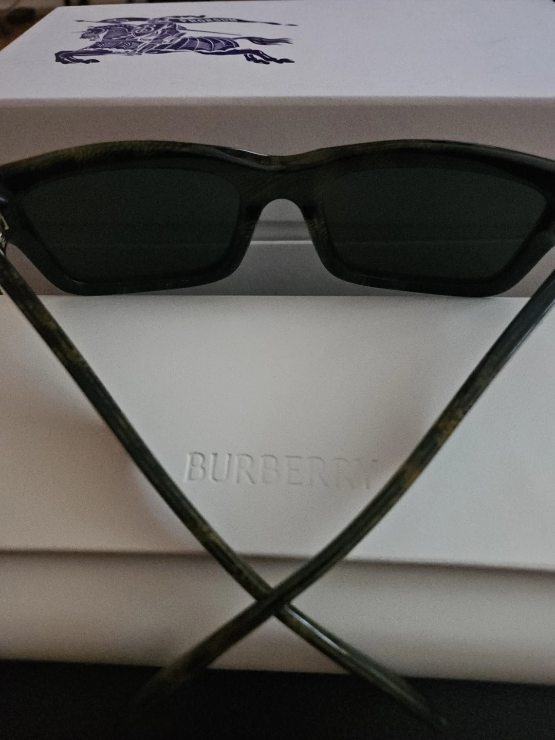 Burberry Sunglasses - photo 4