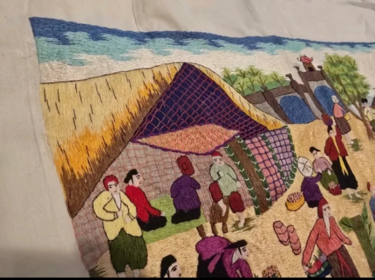 Handmade Embroidered Wall Hanging #thriftypicks - photo 4