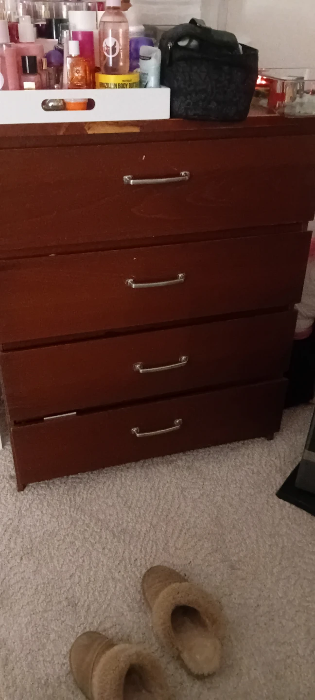 Dark Wood 4-Drawer Dresser