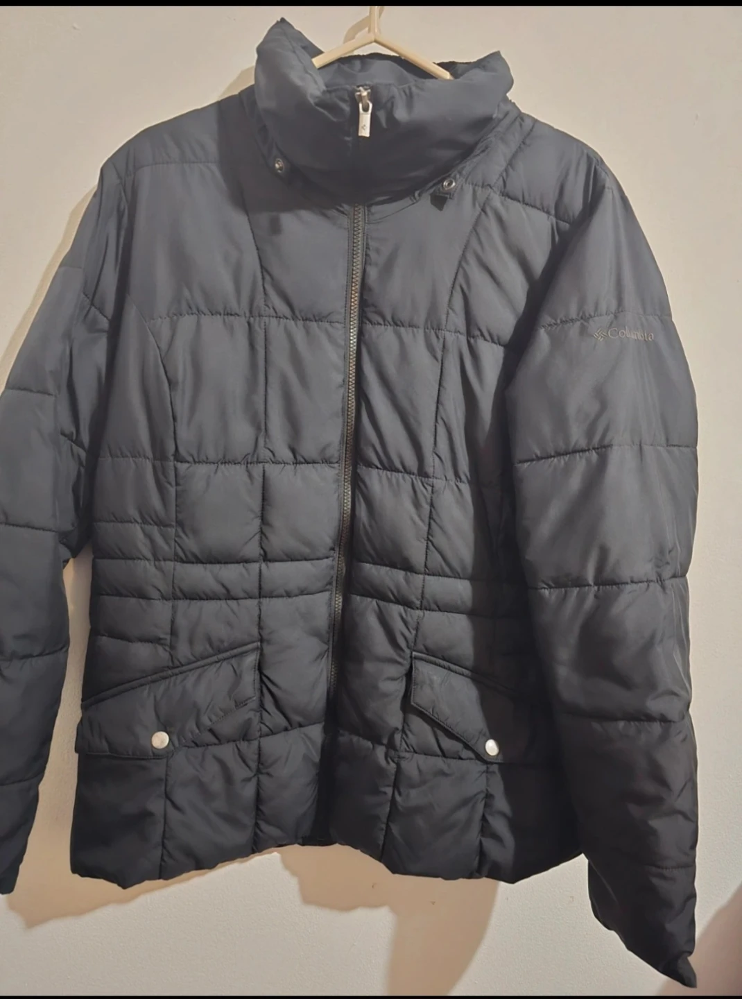 Columbia Puffer Jacket XL color black