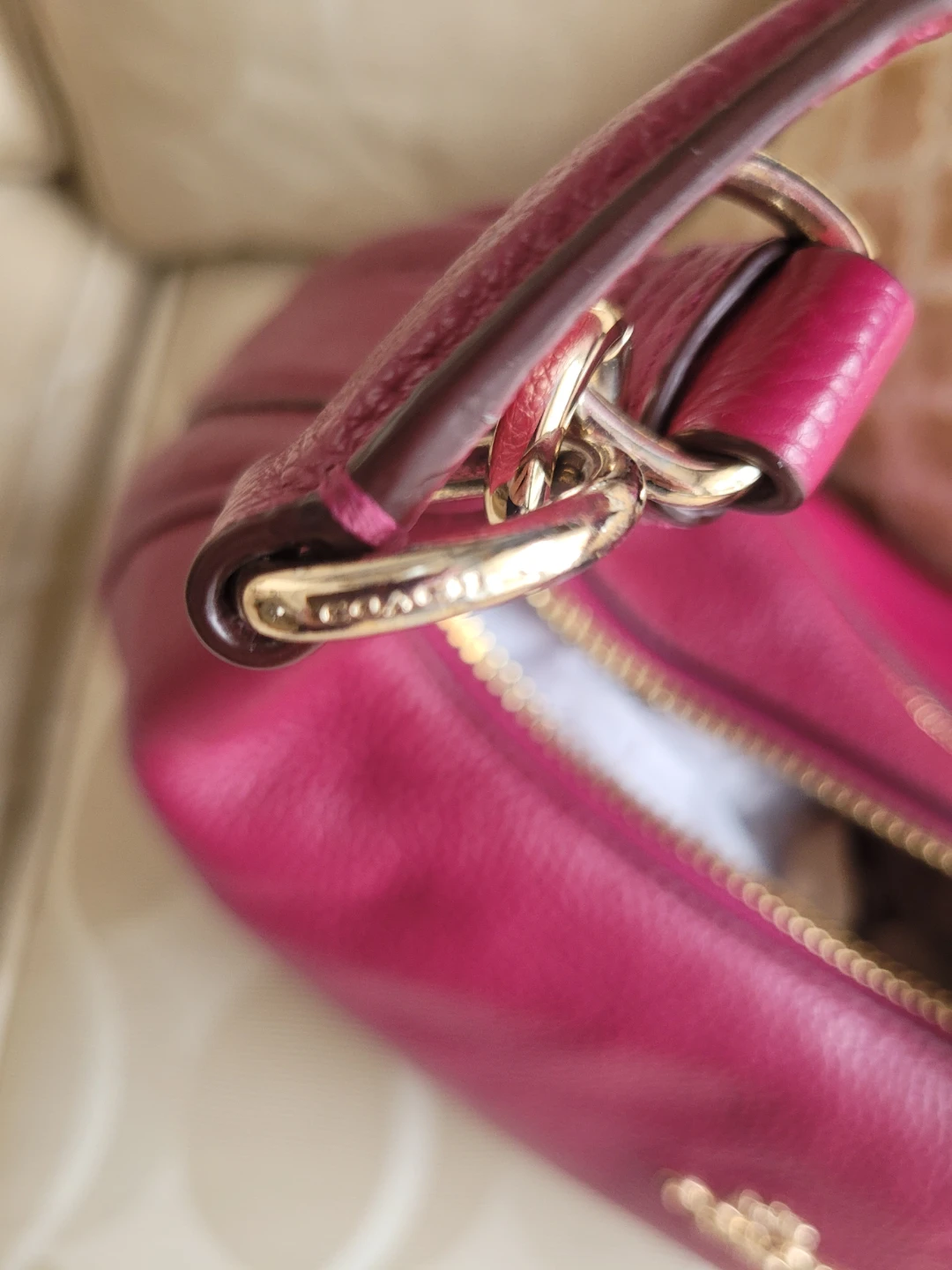 Authentic Coach Leather Hobo Shoulder Bag - Raspberry - photo 5