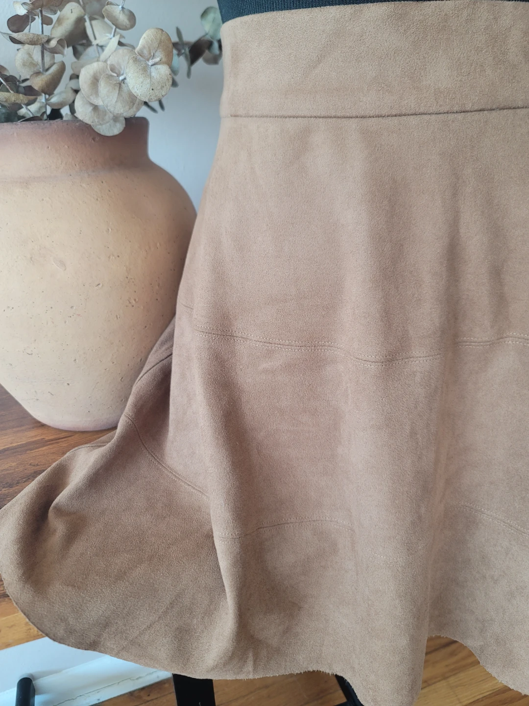 David Lerner Tan A-Line Skirt NWOT Faux suede Paneled Sz LRG - photo 4