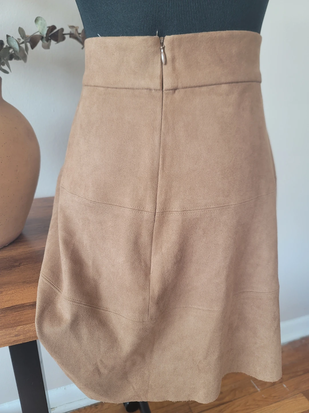 David Lerner Tan A-Line Skirt NWOT Faux suede Paneled Sz LRG - photo 5