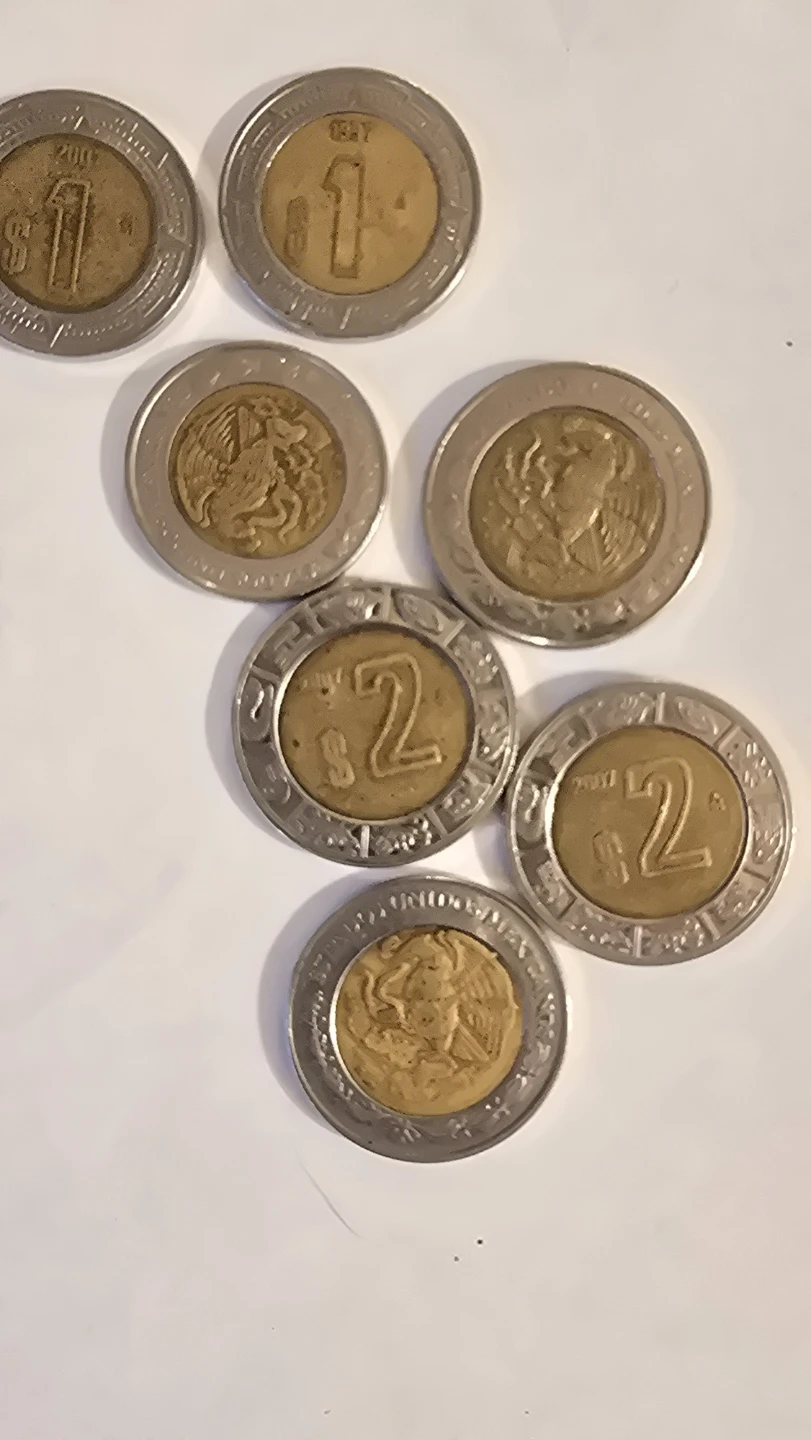 Collection of Mexican Coins - $1 and $2 Pesos - photo 4