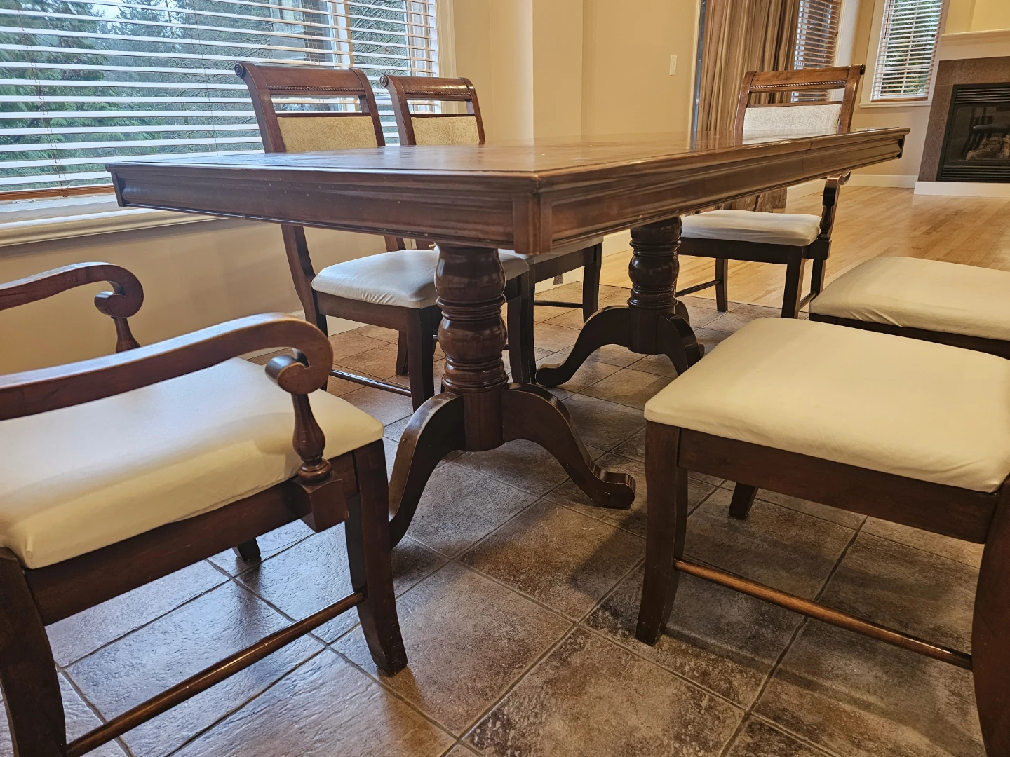 Dining Table with 6 Chairs - photo 5