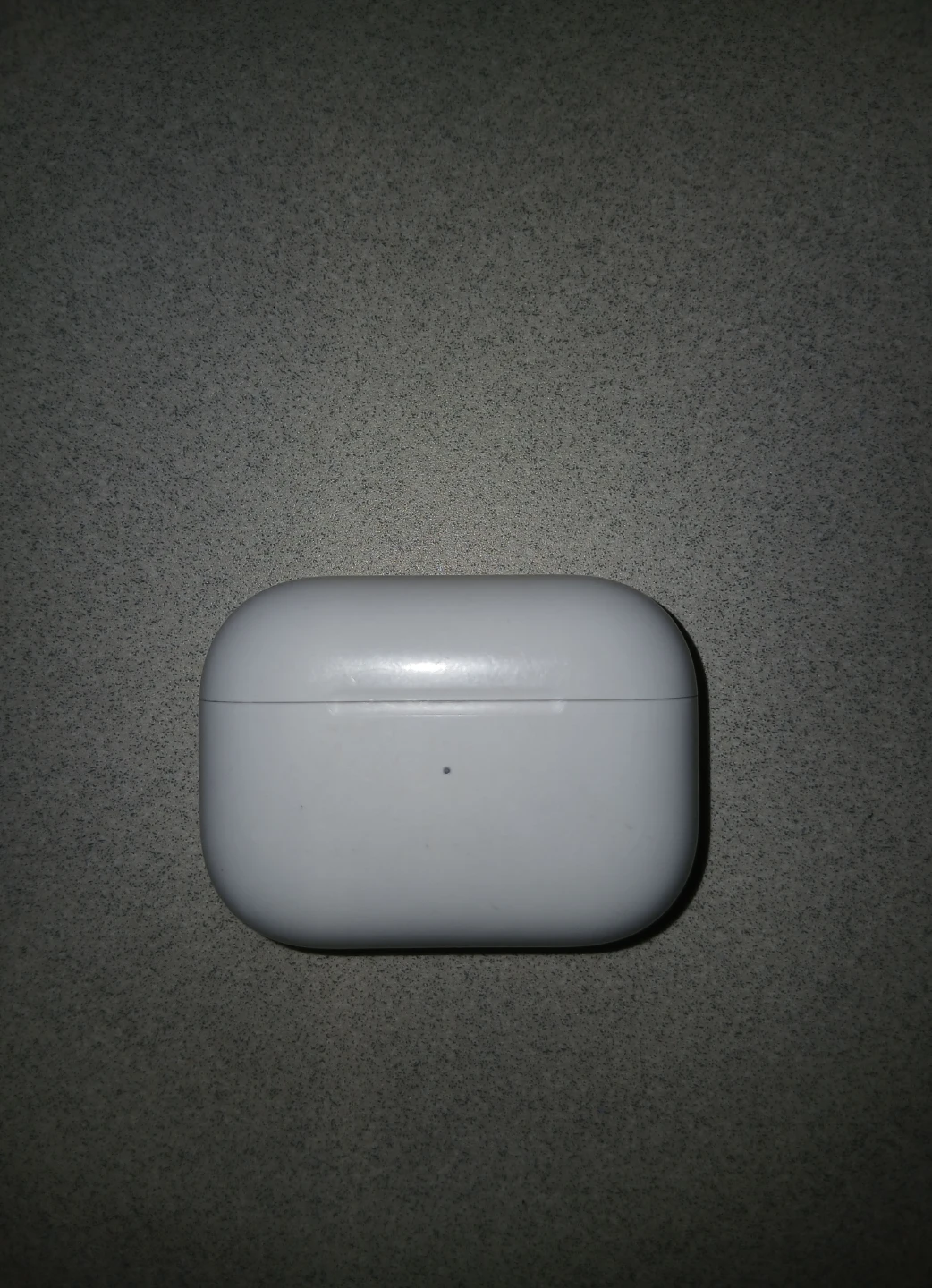 Apple AirPods Pro Charging Case (White)