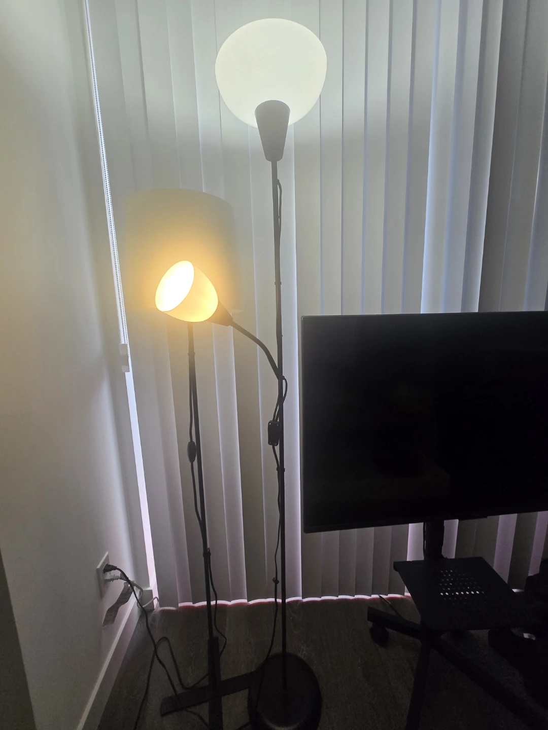 2 types of IKEA floor lamp with bulb altogether $25