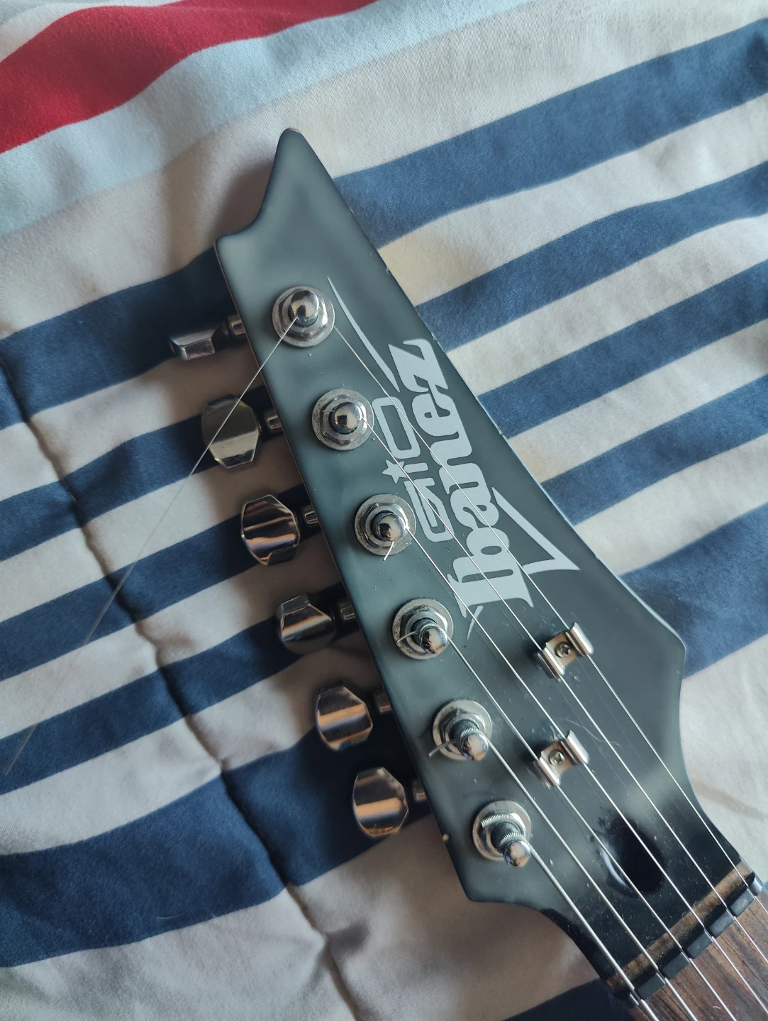 Ibanez Gio Electric Guitar - Blue - photo 3
