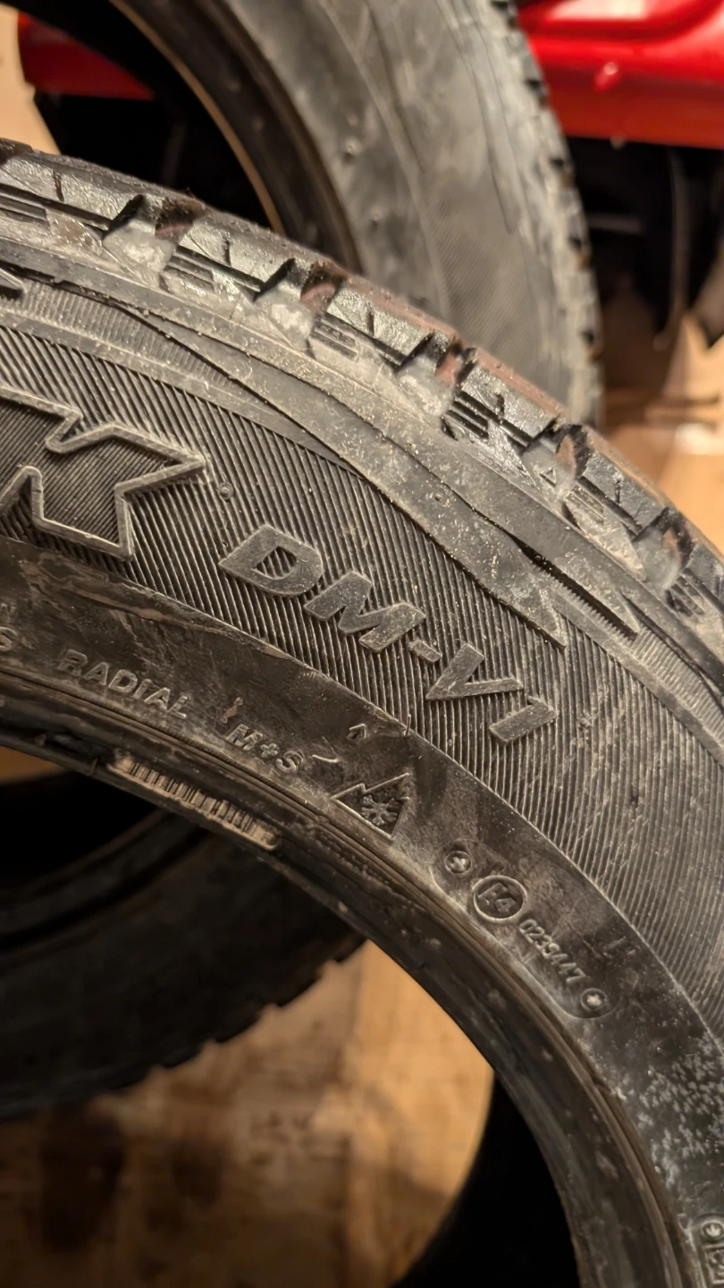 Bridgestone Blizzak 235/60R18 Tires (Set of 3) - photo 4