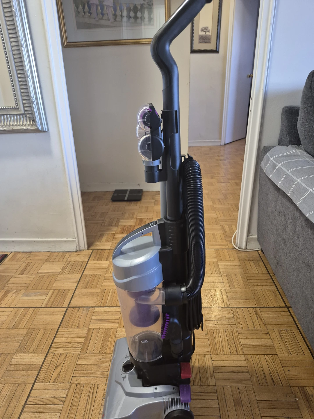 Bissell AeroSwift Turbo Upright Vacuum - photo 2