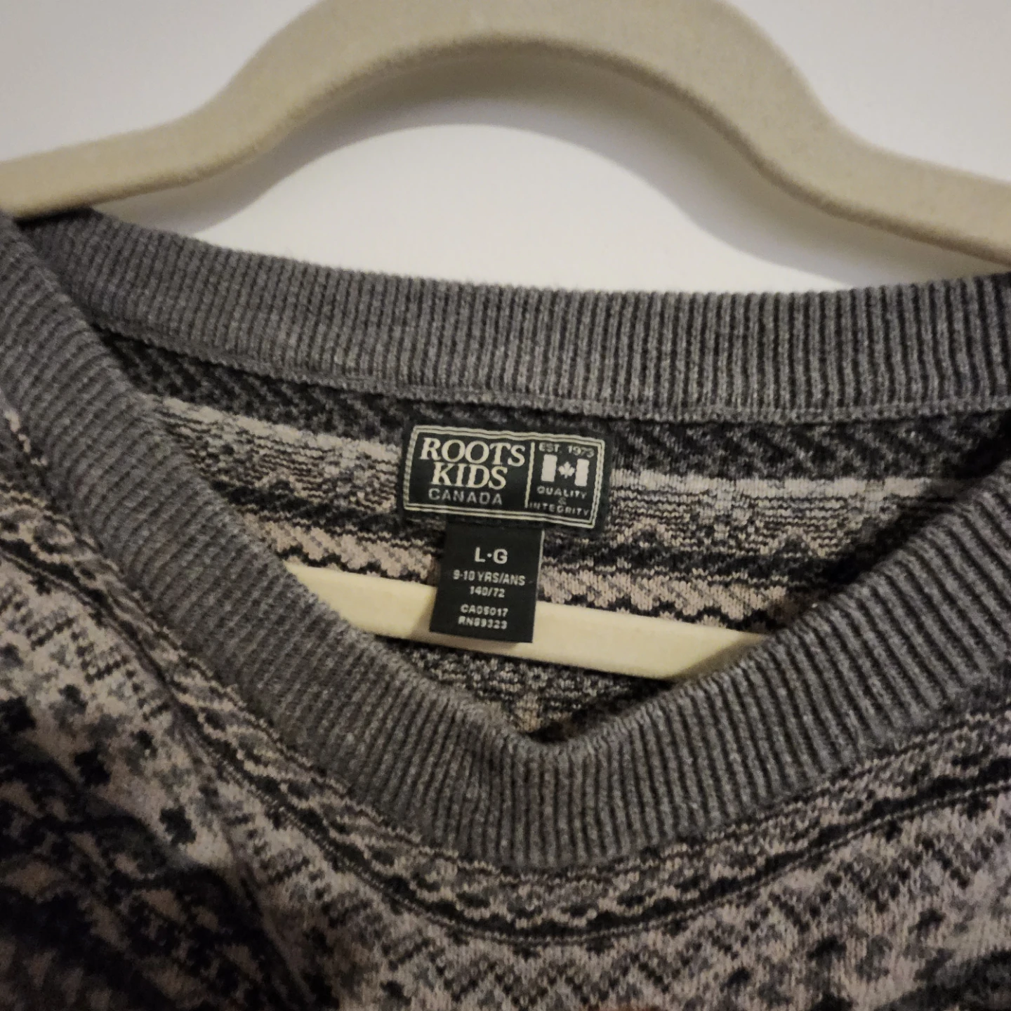 Roots Grey Sweater - photo 3