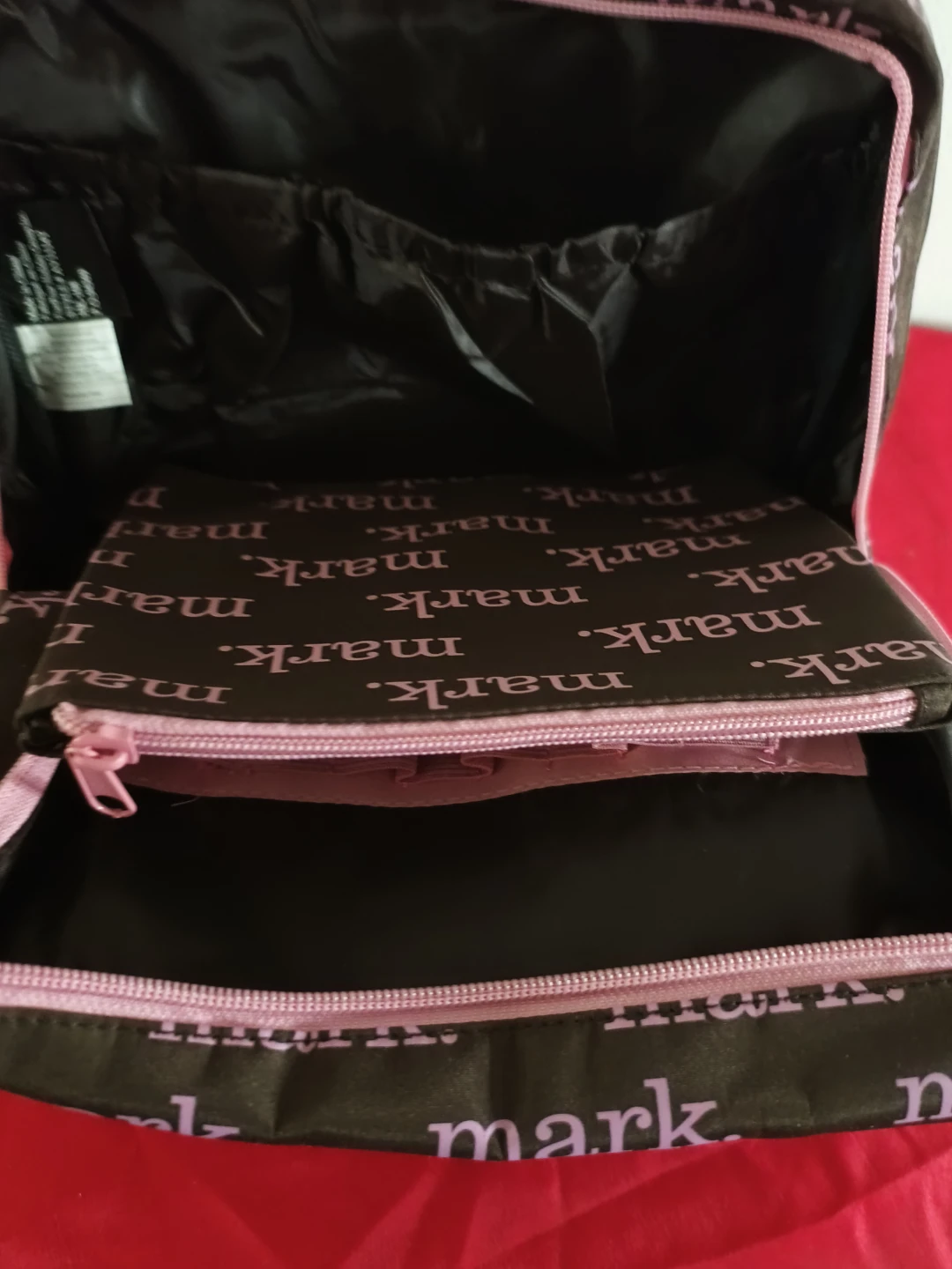 Mark Cosmetic Bag - photo 4