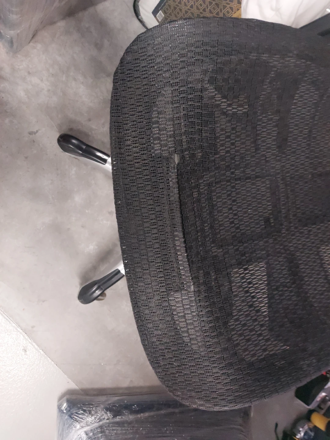 Black Mesh Office Chair with Adjustable Lumbar Support - photo 3